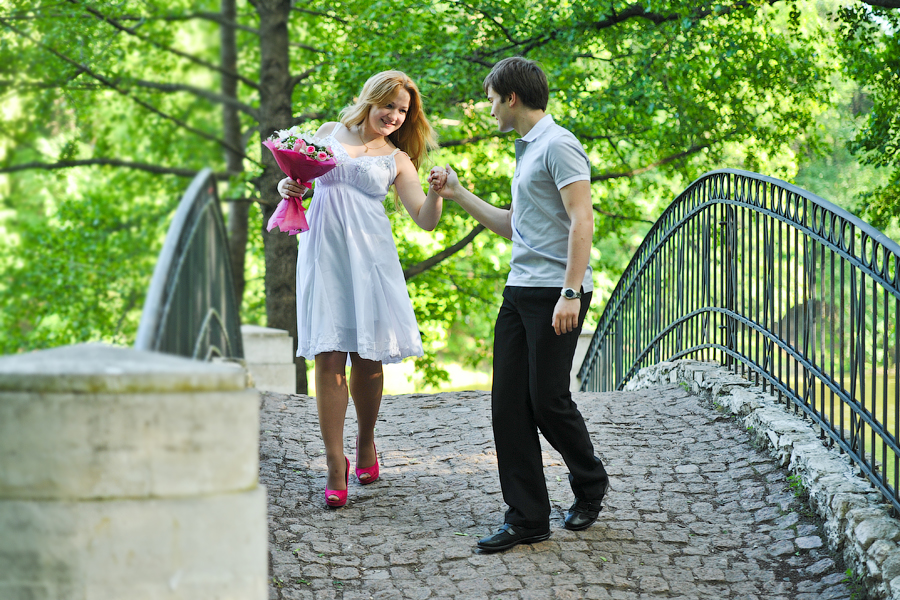 Фотосессия лав стори love story в усадьбе Кузьминки недорого