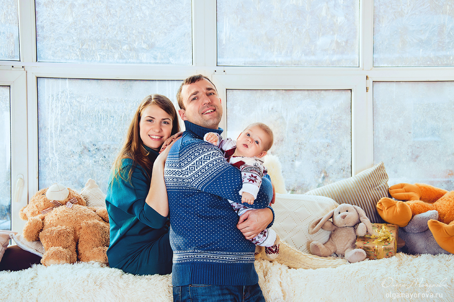 Студийная фотосъемка семьи с детьми москва