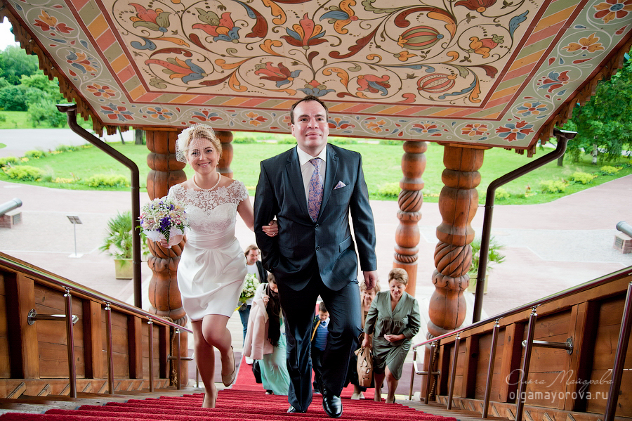 Свадьба, выездная церемония, во дворце Алексея Михайловича, Коломенское, фотограф на свадьбу в Москве недорого