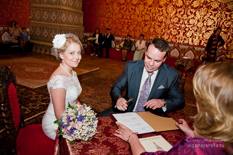 Свадьба, выездная церемония, во дворце Алексея Михайловича, Коломенское фотограф на свадьбу в Москве