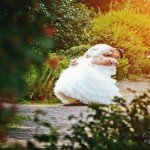 Свадебный фотограф Ольга Майорова свадьба в Королеве прогулка в розарии сокольники